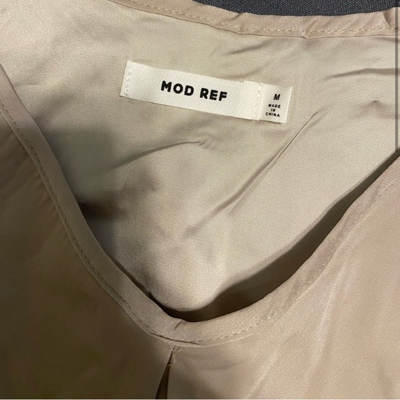 Mod Ref Neutral Tank NWT Beige Medium - Picture 3 of 6